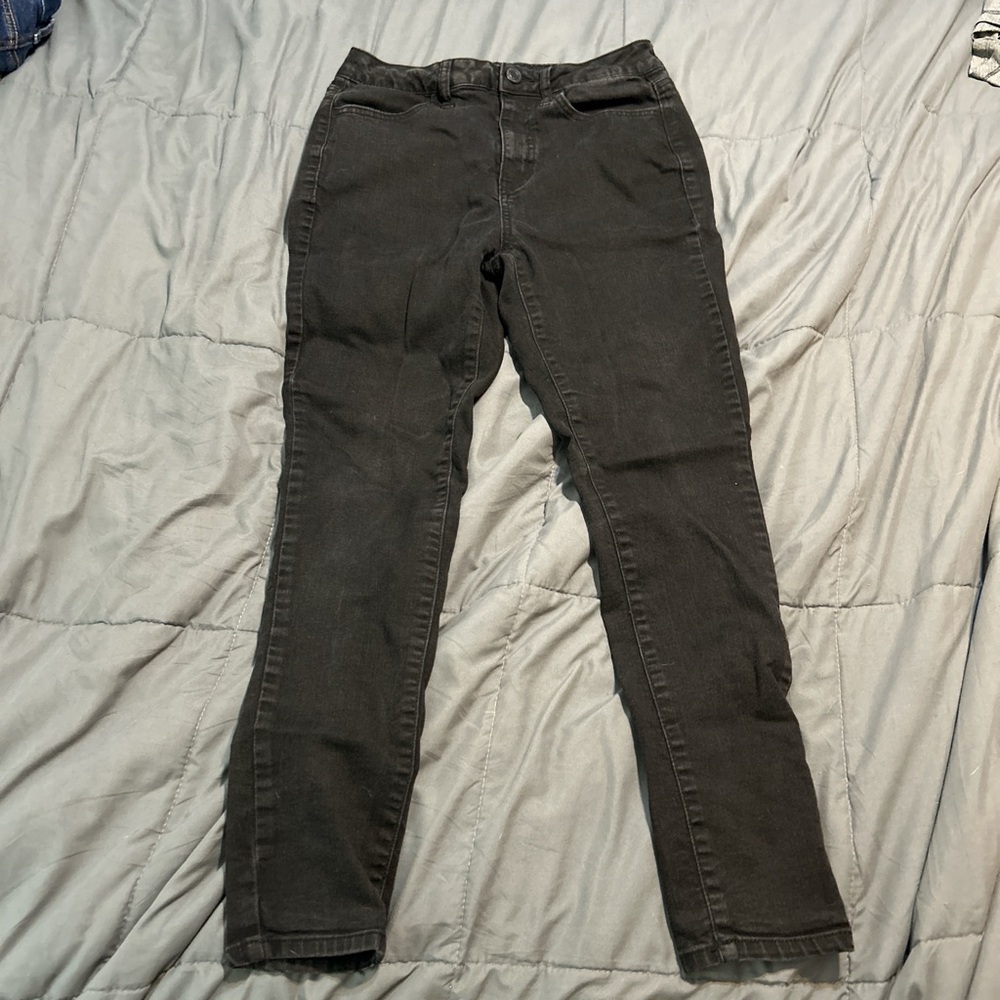 Black high rise jeans